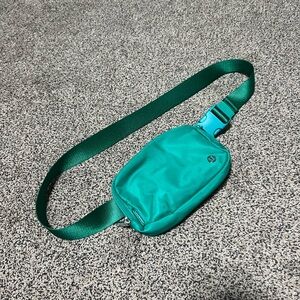Lululemon belt bag
